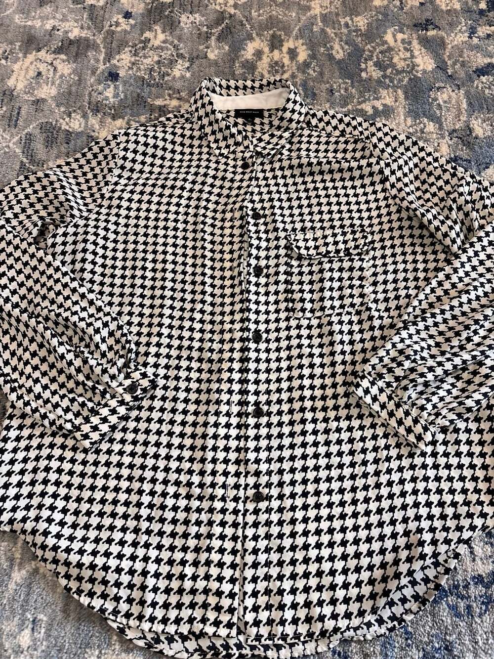 Who What Wear Houndstooth Button Blouse Size S